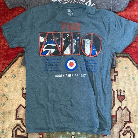 Bundle of SIX band tees - Picture 5 of 12